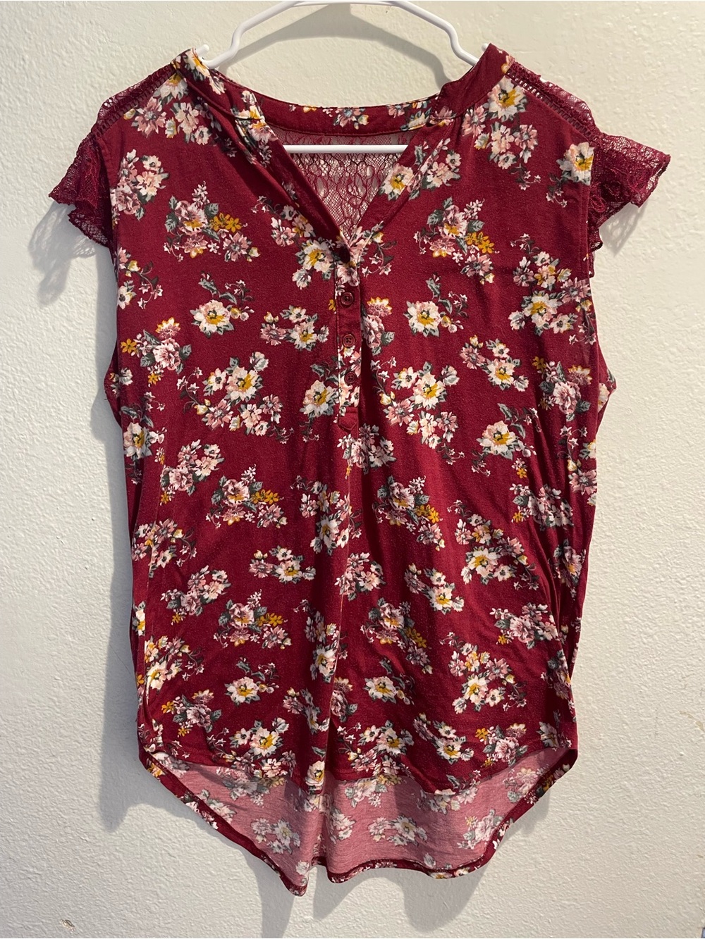 🌹 Romantic Burgundy Floral Henley Lace Detail Blouse XL